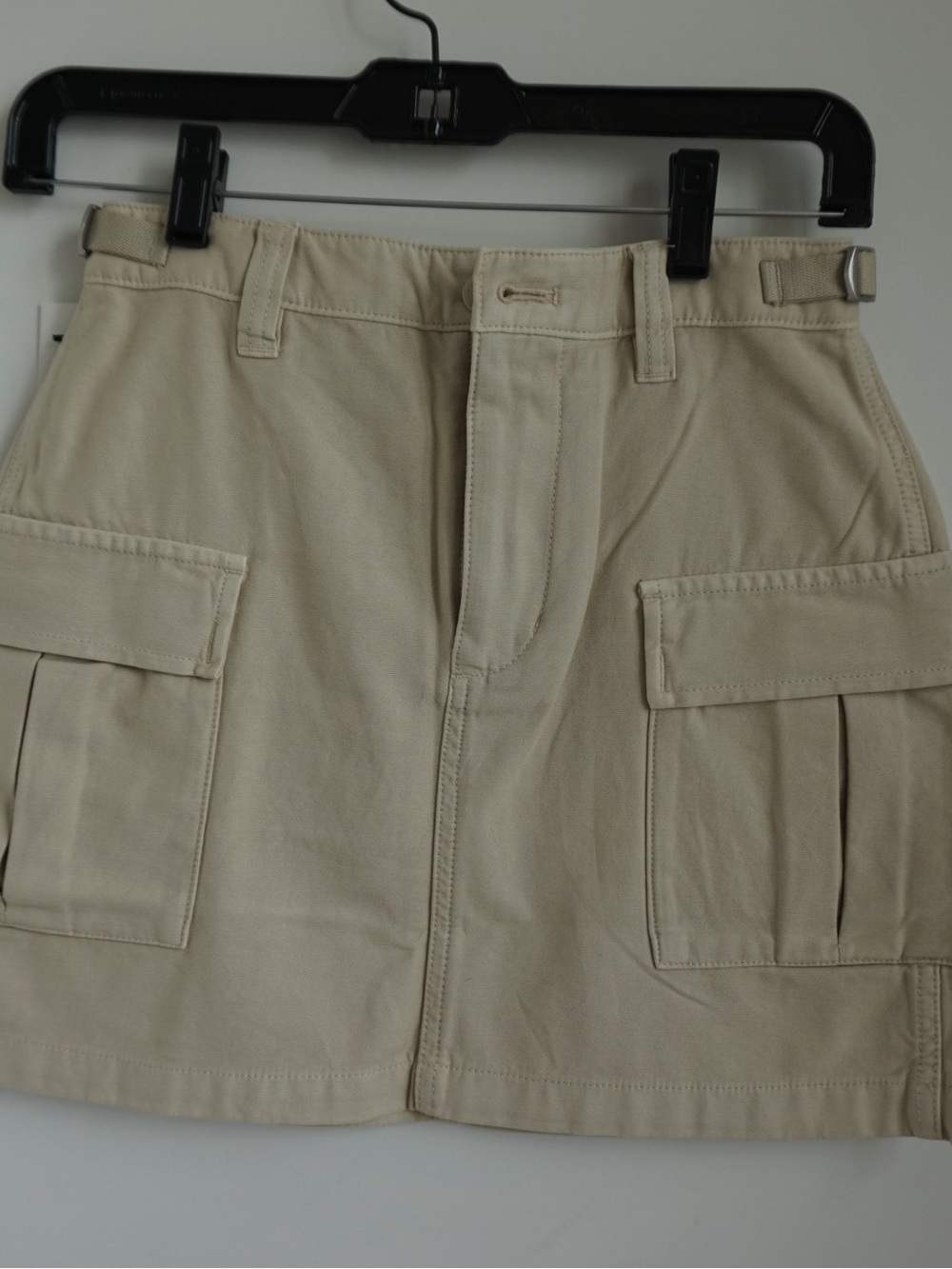 TNA Mini Cargo Skirt in Light Beige